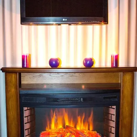 Hotel Jacuzzi Sauna Luxe Apartcomplex, Минск-Центр Города 3*